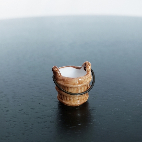 *Last Chance* Wicked Witch Of The West PHB Wizard Of Oz Porcelain Hinged Box - Picture 8 of 8